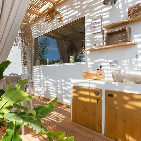 Oceania B, Private Pool Semesterbostad