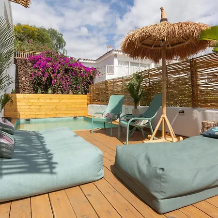 Oceania B, Private Pool