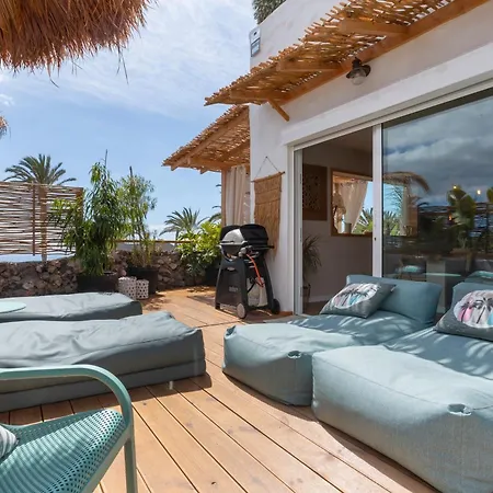 Oceania B, Private Pool